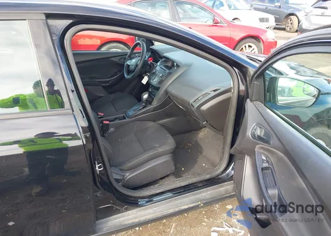 2016 Ford Focus S из США, поврежденный, VIN 1FADP3E24GL243933